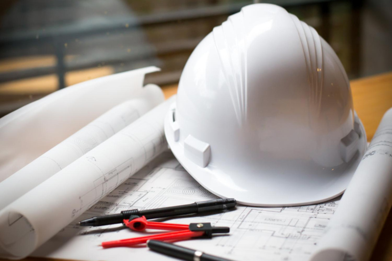 С Днем Строителя!